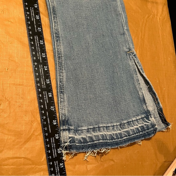 Forever 21 size 26 high rise boot cut with slit at hem front patch pockets - Picture 10 of 12